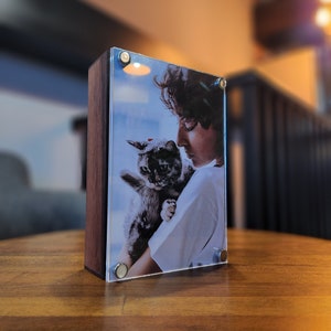 Cremation Urn for Human Ashes, Modern Personalized Urns for Cremation.