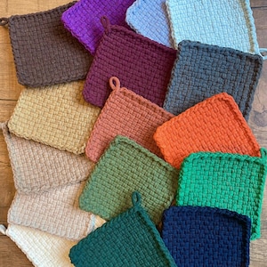 Solid Color Loomed Potholder Hot Pad