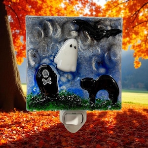 Halloween Night Light – Fused Glass Black Cat, Grave & Flying Bat | Spooky Gothic Nightlight | Handmade Halloween Decor Gift