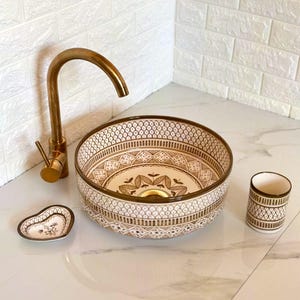 Lavabo en céramique marron et blanc - Luminaire de salle de bain unique en poterie faite main - Lavabo de salle de bain en céramique fait main - Lavabo marocain