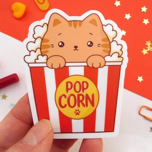 Gatto pop corn kawaii cibo adesivo in vinile waterproof, adesivo borraccia, adesivo laptop, cancelleria kawaii, illustrazione gatto