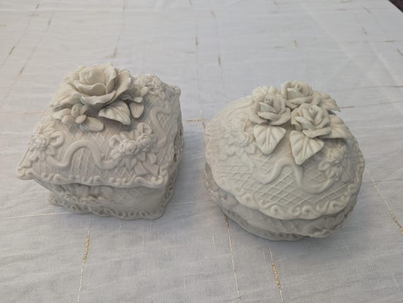Vintage Porcelain Bisque Trinket Box: 3D Floral Jewelry Holder