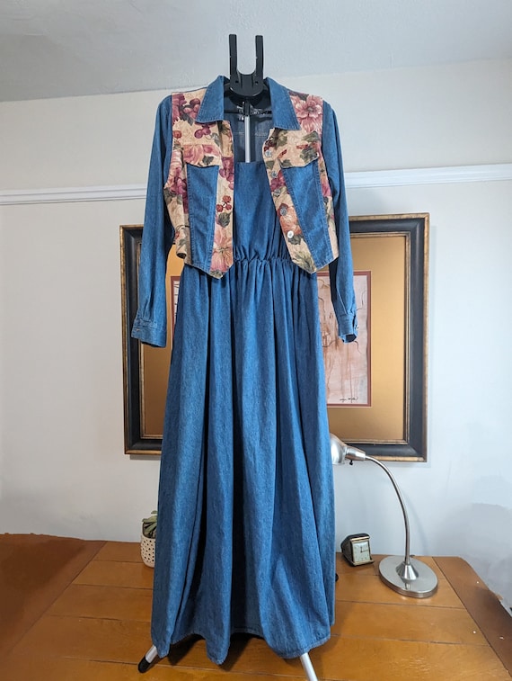 Gorgeous Vintage Denim Maxi dress, with floral and