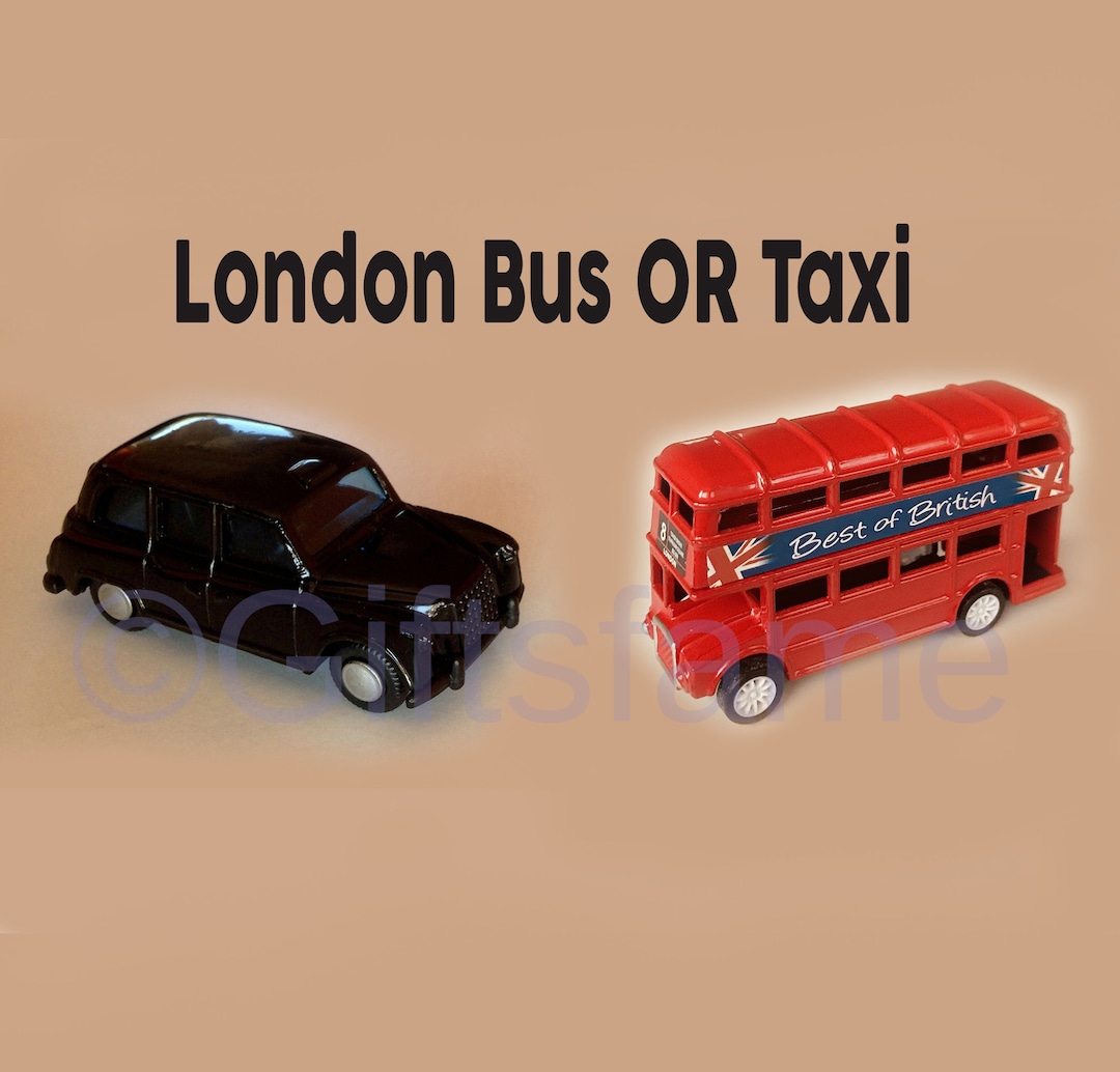 Londres Double Decker Rouge Bus et Noir Taxi Mini Maroc Londres Double Decker Rouge Bus et Noir Taxi Mini Maroc