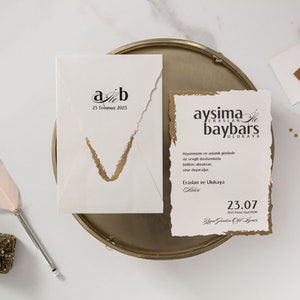 Set di inviti per matrimonio, invito per matrimonio moderno, busta minimalista con bordo in foglia d'oro, inviti con bordo frastagliato in lamina d'oro,