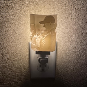 Custom 3D Printed Lithophane Night Light