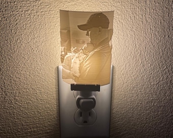 Custom 3D Printed Lithophane Night Light