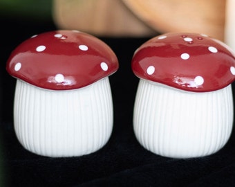 Mushroom - Salt and Pepper Shakers / Cruet - Brand New & Boxed