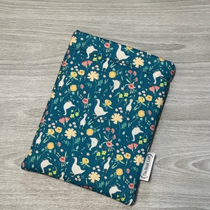 Kindle Paperwhite Sleeve Flock of Geese Padded Kindle Sleeve