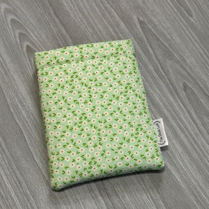 Kindle Paperwhite Padded Sleeve Summer Floral Padded Kindle Paperwhite Sleeve Green Floral