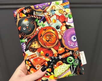 Kindle Paperwhite Sleeve Spooky Snacks Padded Kindle Paperwhite Sleeve