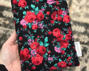 Kindle Paperwhite Sleeve Dark Romantic Floral Padded Kindle Sleeve