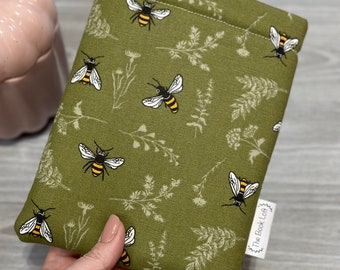 Kindle Paperwhite Sleeve Fall Bees Padded Kindle Sleeve