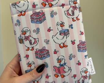 Kindle Paperwhite Sleeve Literary Goose Silly Goose Padded Kindle Sleeve
