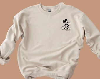 Disneyland Sweater, Disneyland Sweatshirt, Disneyland Shirt, Disneyland Sweatshirt Vintage, Disneyland Sweatshirt Women, Disneyland Mickey