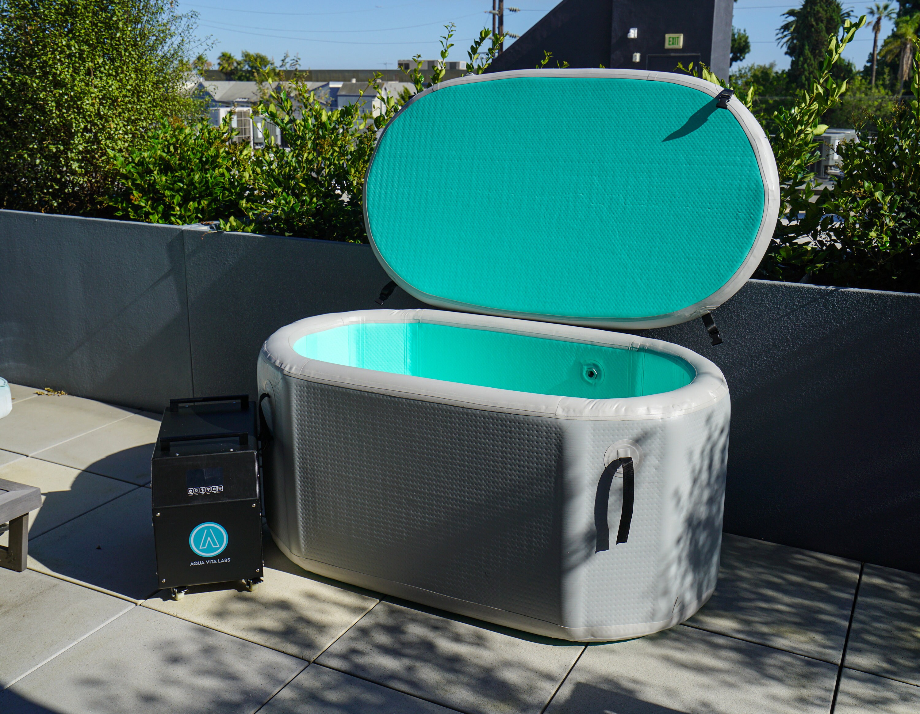Everest Cold Plunge Ice Bath Unit Inflatable Insulated Tub Recovery ...
