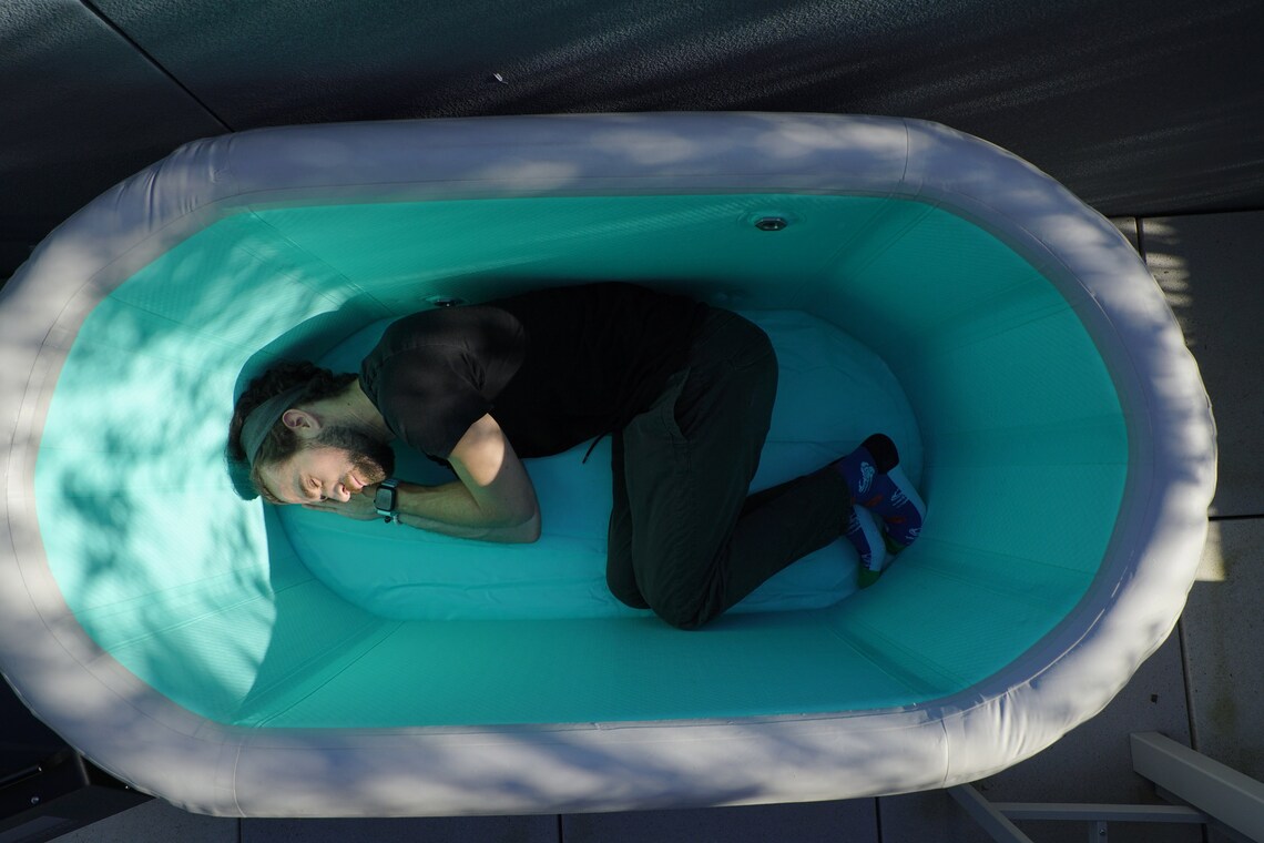 Everest Cold Plunge Ice Bath Unit Inflatable Insulated Tub Recovery ...