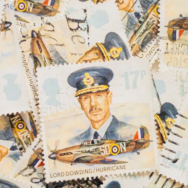 Great Britain Postage Stamps/The Royal Air Force/Lord Dowding and Hawker Hurricane Mk/1986