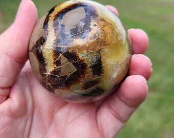Septerian sphere, medium size, good pattern good quality!