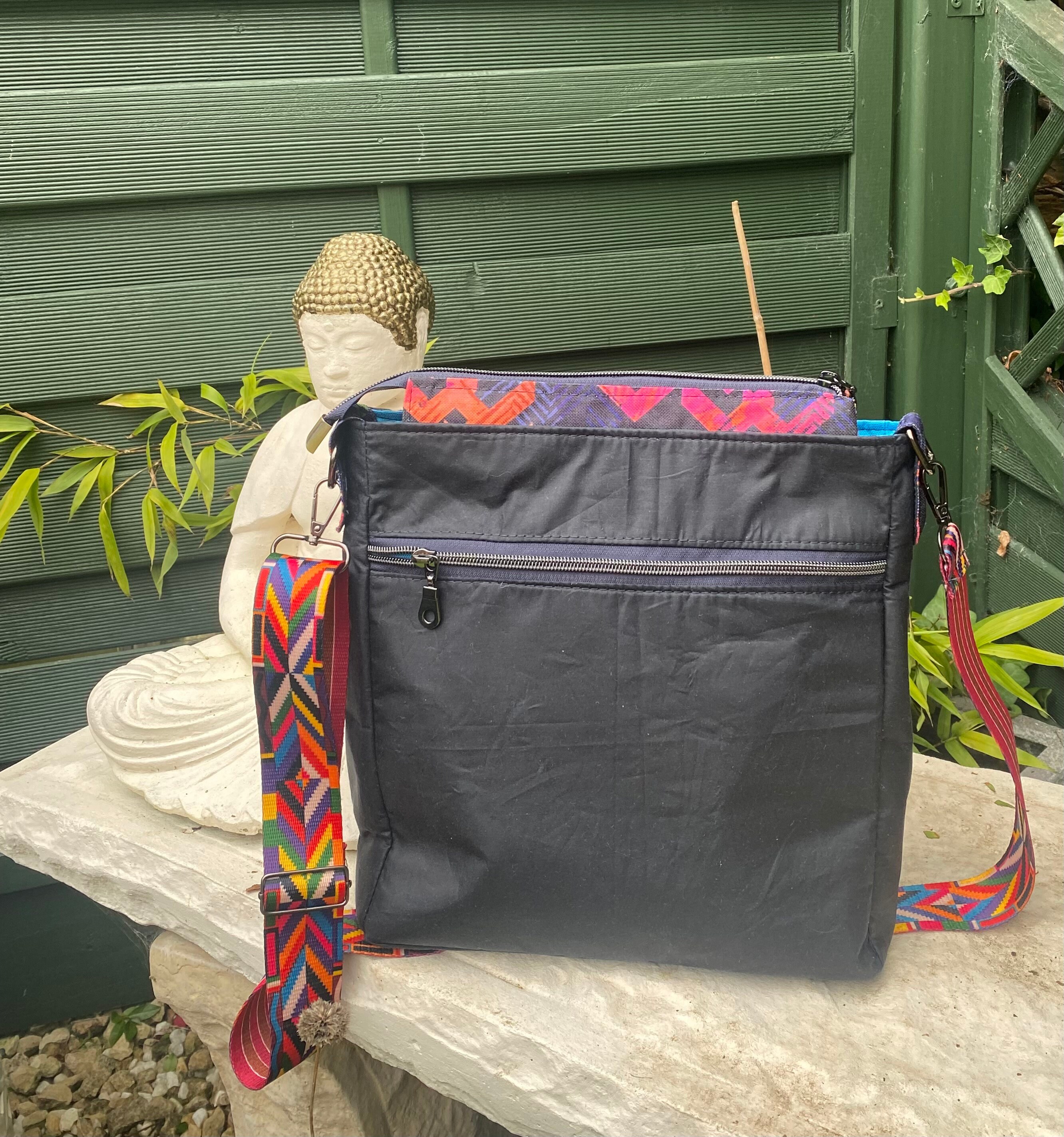 •WEEKDAYER - SUNFLOWER• waxed canvas crossbody