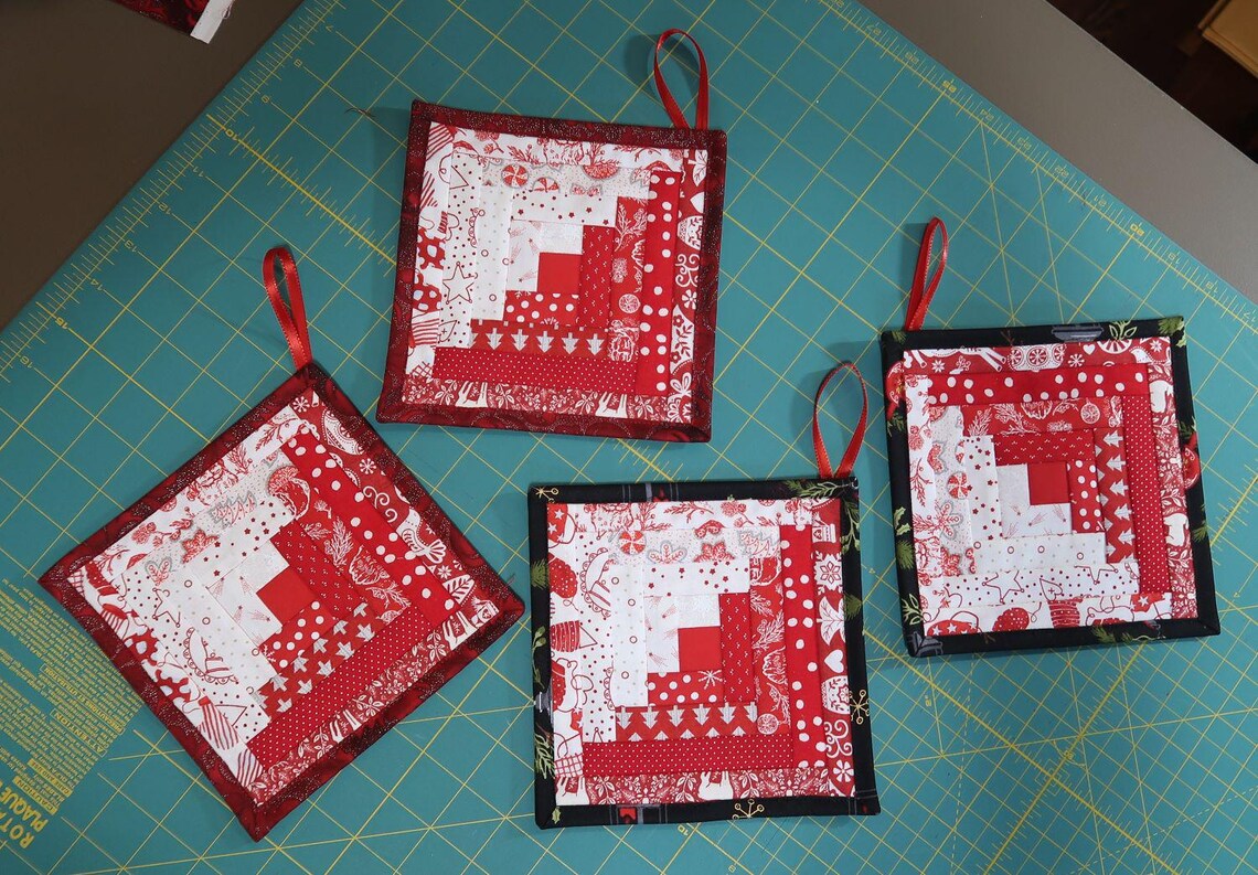 Mini Log Cabin Quilt Ornament - Etsy
