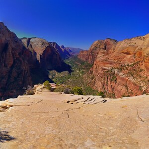 Zion Canyon from Angel&#39;s Landing