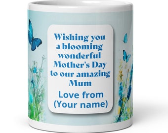 Blooming Happiness Muttertagstasse - Personalisierte Schmetterlings- und Blumendesign Weiße, glänzende Tasse