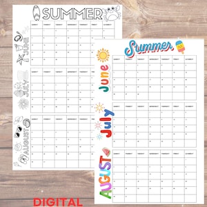Può includere: Due pagine di calendario estivo stampabili con i mesi di giugno, luglio e agosto. I calendari sono decorati con illustrazioni a tema estivo e la parola "Summer". Le parole "Download digitale" sono in basso.