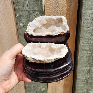 Geode With Stand