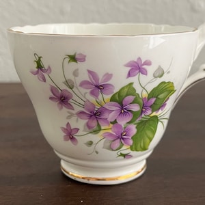 Vintage Regency English Bone China Purple Floral Tea Cup (only tea cup)