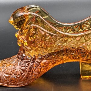 Vintage Amber Daisy and Button Pattern Cat Head Fenton Glass Slipper