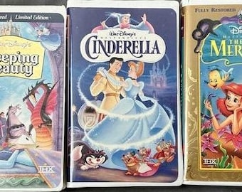 Videocassette VHS Walt Disney Masterpiece: La Bella Addormentata nel Bosco, La Sirenetta, Cenerentola