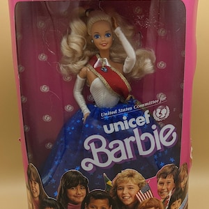 Vintage 1989 UNICEF Barbie Doll Special Edition Mattel #1920 NRFB