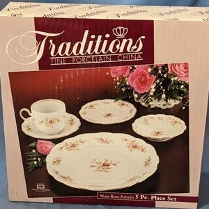 Traditions Johann Haviland Porcelain 5pc Place Set Moss Rose Pattern BRAND NEW