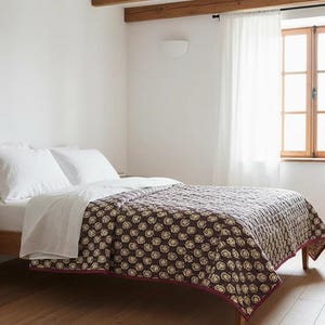 Hand Block Printed Baby Quilt: Bluebell Buti Cotton Blanket, Floral Quilt, Reversible Quilt, Soft Quilt, Hand Quilted, Light Quilt image 2