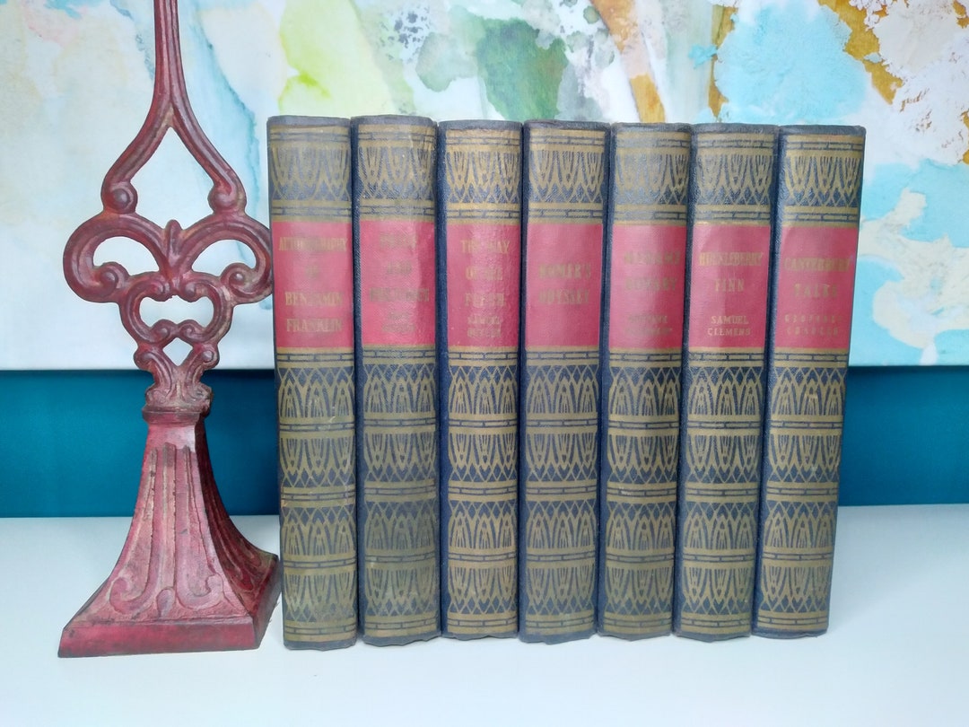 Set of 7 the Worlds Popular Classics Books Arttype Edition Etsy
