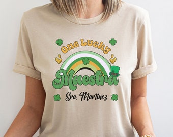 Camiseta Personalizada,  San Patricio, Regalo Personalizado, Maestra Bilingue, Maestra Español, Maestra Gift, Maestra T Shirt, Maestras