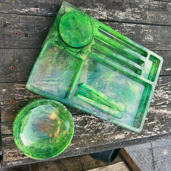 Smokers Set Custom Rolling tray and accessories - hand made from resin