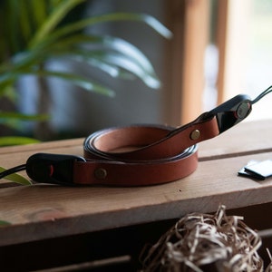 Premium Thick Leather Camera Strap - Made with Peak Design Anchor Links- Brown Camera Strap, Photographer Gift, Made for Mirrorless Cameras