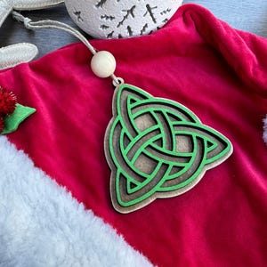Celtic Knot Christmas Ornament Irish Christmas Decor Celtic Christmas Decor Ireland Ornament Triquetra Knot Nollaig Shona