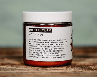 Matte Hair Clay - Pomata di argilla per capelli a base d'acqua con tenuta salda per un look semplicemente quando siamo a letto! - Vegano: facile da usare, facile da lavare.