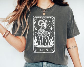 Widder Sternzeichen T-Shirt, Skelett Widder T-Shirt, Gothic Astrologie Shirt, Horoskop Geschenkidee, Feuerzeichen T-Shirt