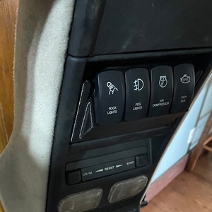 Jeep Cherokee 97-01 XJ Grand Cherokee 93-98 ZJ Overhead Console Carling Switch module