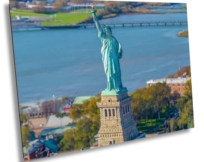 Statue of Liberty - Close Up, NYC Landmark Canvas Wall Art, Modern Patriotic Photography, Cityscape Print Wall Art for Office or Home Decor,