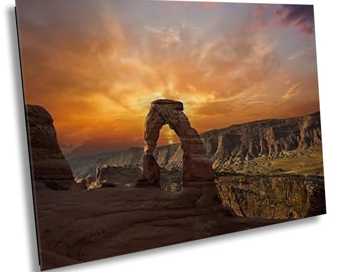 Delicate Arch at Sunrise, Arches National Park Canvas Print, Utah Desert Photography Wall Art Decor, Nature Sunrise Scenic Wilderness Art