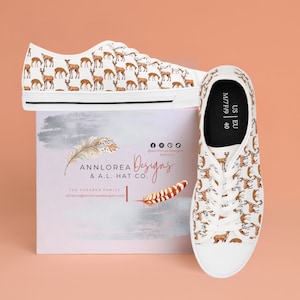 Nature Inspired Outdoor Themed Animal Deer all over print Super Cute and Cozy Casual Sneakers Canvas Women&#39;s Low Top Sneakers/Shoes
