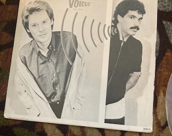 Daryl Hall & John Oates- 12” promo single of song “ How does it feel to be back. “ the same song is on both sides .