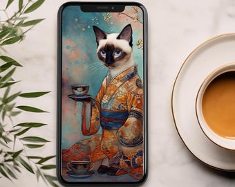 Puede incluir: Un gato siamés con un kimono colorido sostiene una taza de té en una pata y se sienta sobre un fondo con estampado floral. El gato tiene ojos azules y una cara blanca.