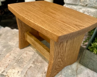 Solid Oak Step Stool – Foot Stool – Kitchen Stool – Bench – Plant Stand – Handmade