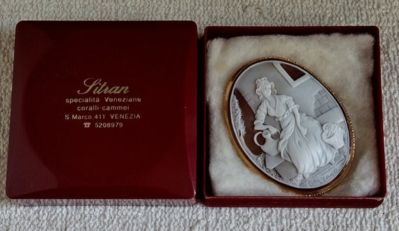 Balzano Cameo Brooch - image 1